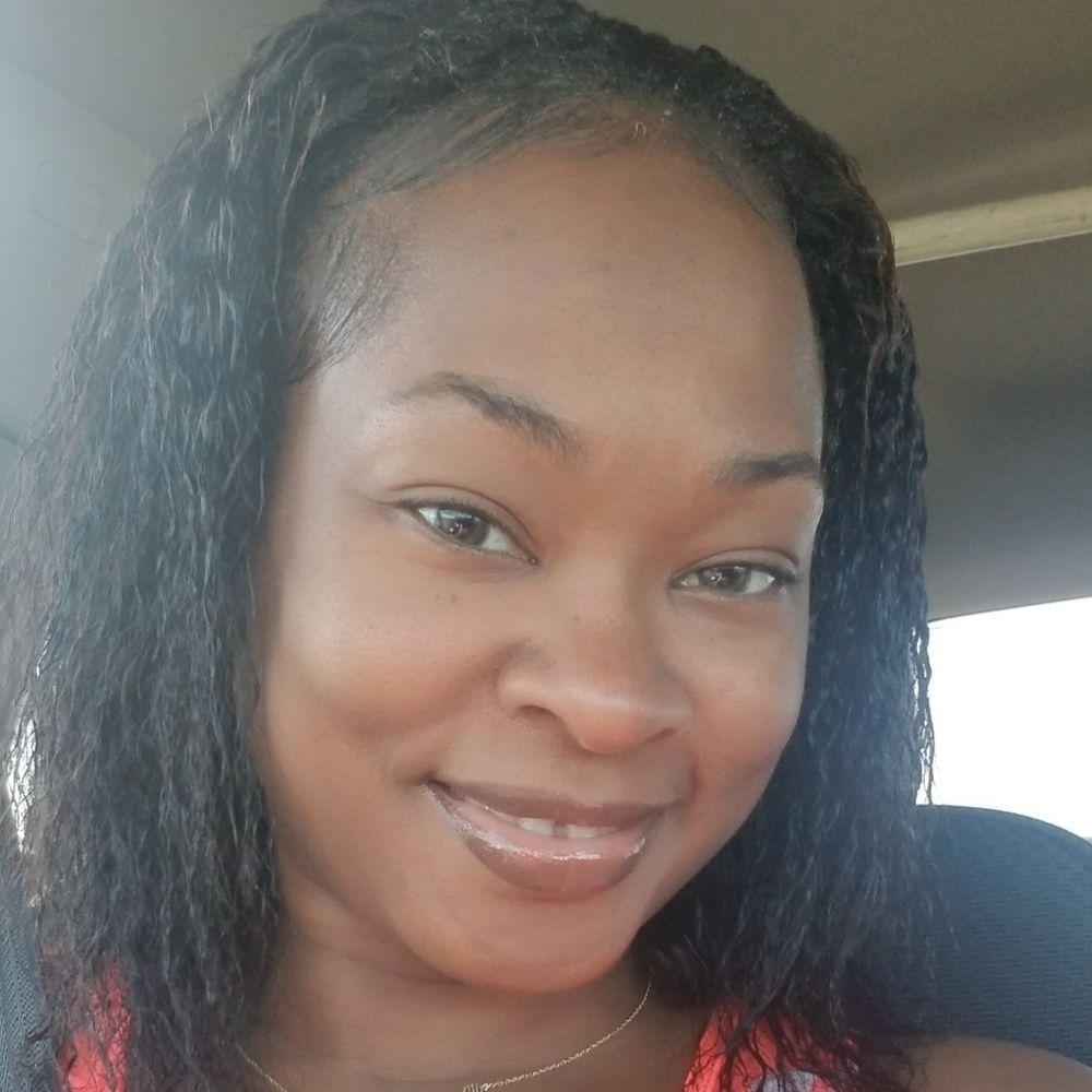 Meet your Posher, Stacy